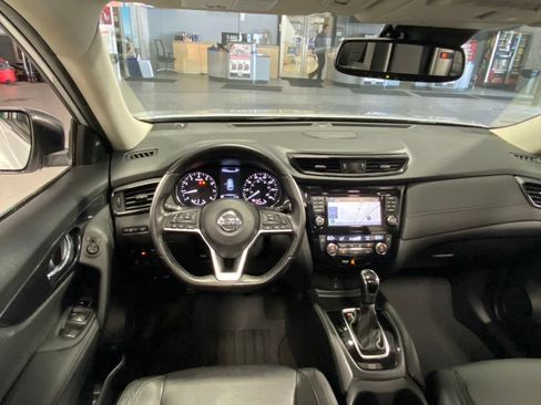 Used 2017 Nissan Rogue SL w/ SL Premium Package AWD/4WD image 31