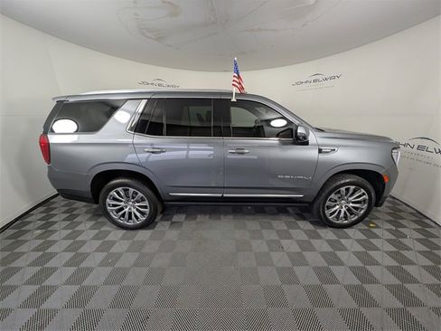 Used 2021 GMC Yukon Denali w/ Denali Premium Package image 6