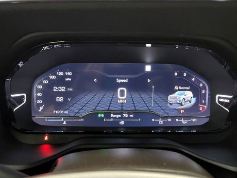 Used 2022 GMC Yukon XL Denali RWD image 20