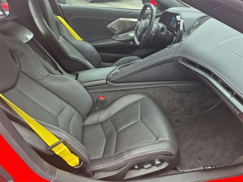 Used 2022 Chevrolet Corvette Stingray Preferred Cpe w/ Z51 Performance Package image 31