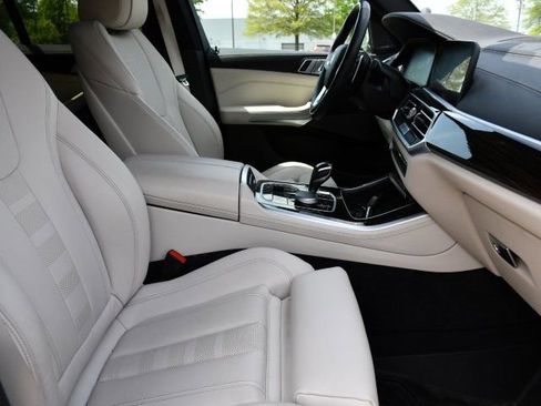Used 2021 BMW X5 xDrive40i w/ Premium Package AWD/4WD image 29