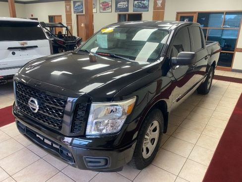 Used 2018 Nissan Titan S w/ S Utility Package RWD image 1