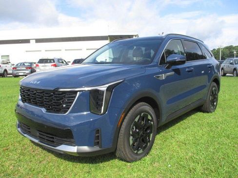 New 2025 Kia Sorento S w/ Panoramic Sunroof Package image 7