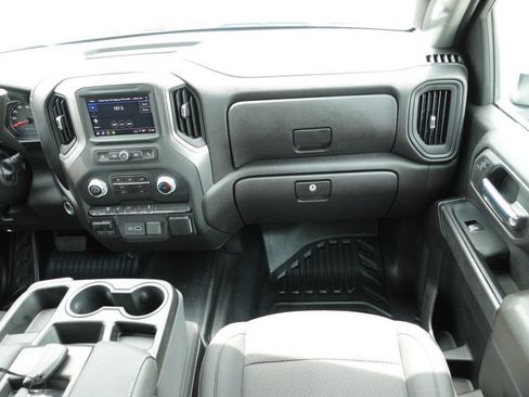 Used 2024 GMC Sierra 2500 Pro w/ Convenience Package image 38