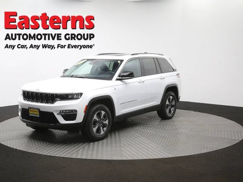 Used 2023 Jeep Grand Cherokee 4WD 4xe image 62