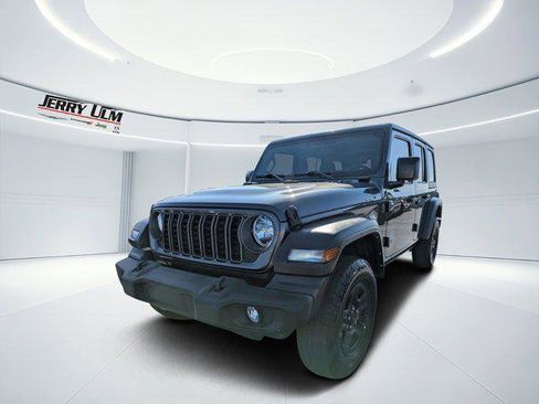 Certified 2024 Jeep Wrangler Sport image 6