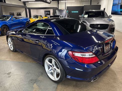 Used 2014 Mercedes-Benz SLK 350 w/ Sport Package image 8