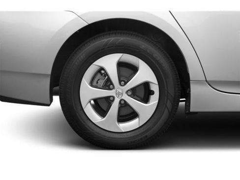 Used 2015 Toyota Prius Two FWD image 11