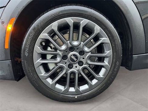 Certified 2025 MINI Cooper S image 14