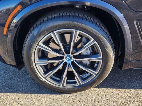 Used 2022 BMW X5 xDrive45e w/ M Sport Package image 24