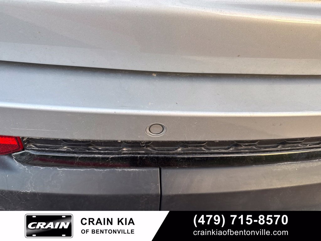 Used 2024 Jeep Grand Cherokee L Altitude AWD/4WD image 17