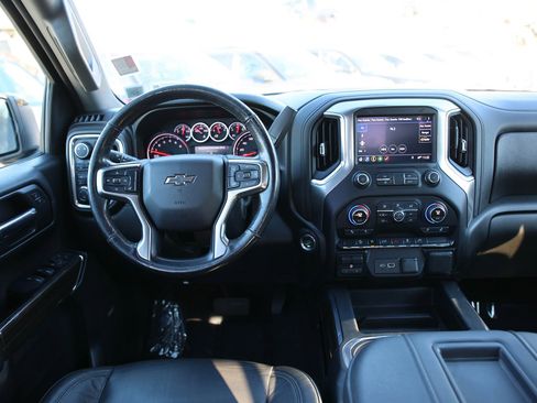 Used 2019 Chevrolet Silverado 1500 RST image 17