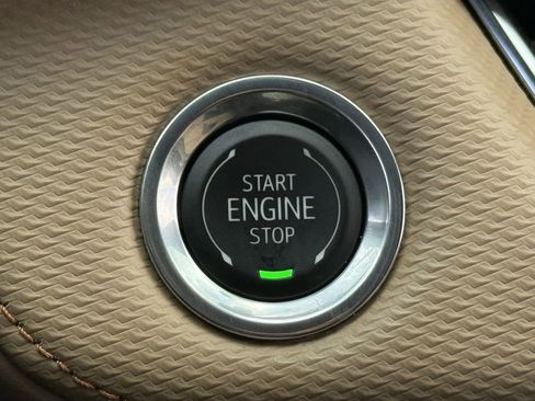 Certified 2026 Chevrolet Equinox ACTIV w/ Convenience Package III image 19