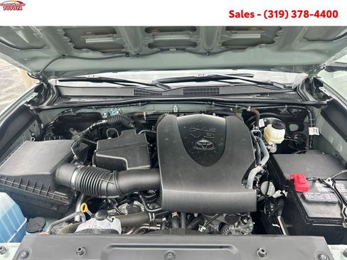 Certified 2023 Toyota Tacoma TRD Sport w/ TRD Premium Sport Package AWD/4WD image 21