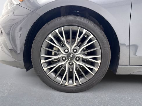 Used 2023 Kia Forte GT-Line FWD image 12