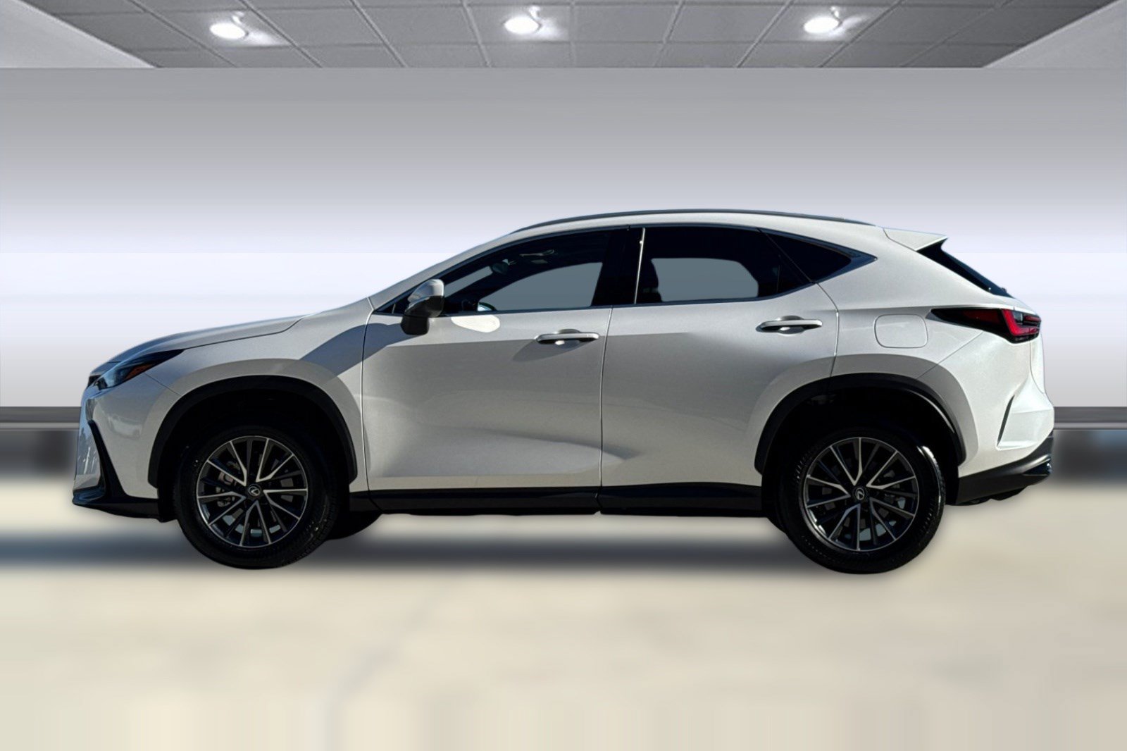 Used 2025 Lexus NX 250 AWD w/ Accessory Package (Z2) image 2