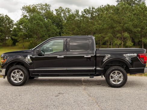 Used 2025 Ford F150 XLT w/ Equipment Group 301A Standard AWD/4WD image 8