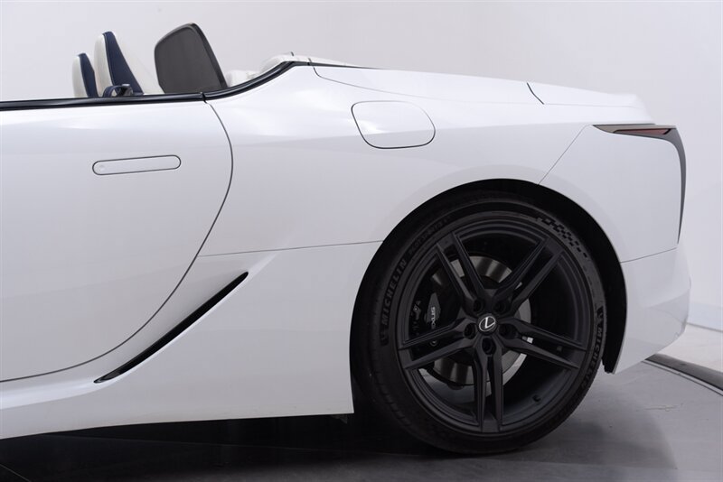 Used 2024 Lexus LC 500 Convertible RWD image 30