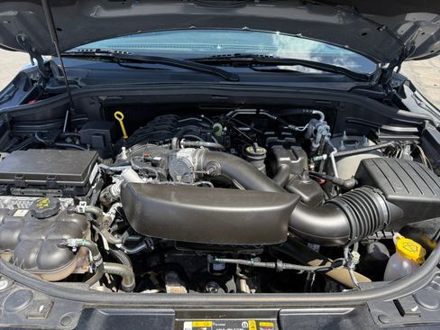 Used 2023 Dodge Durango GT image 21