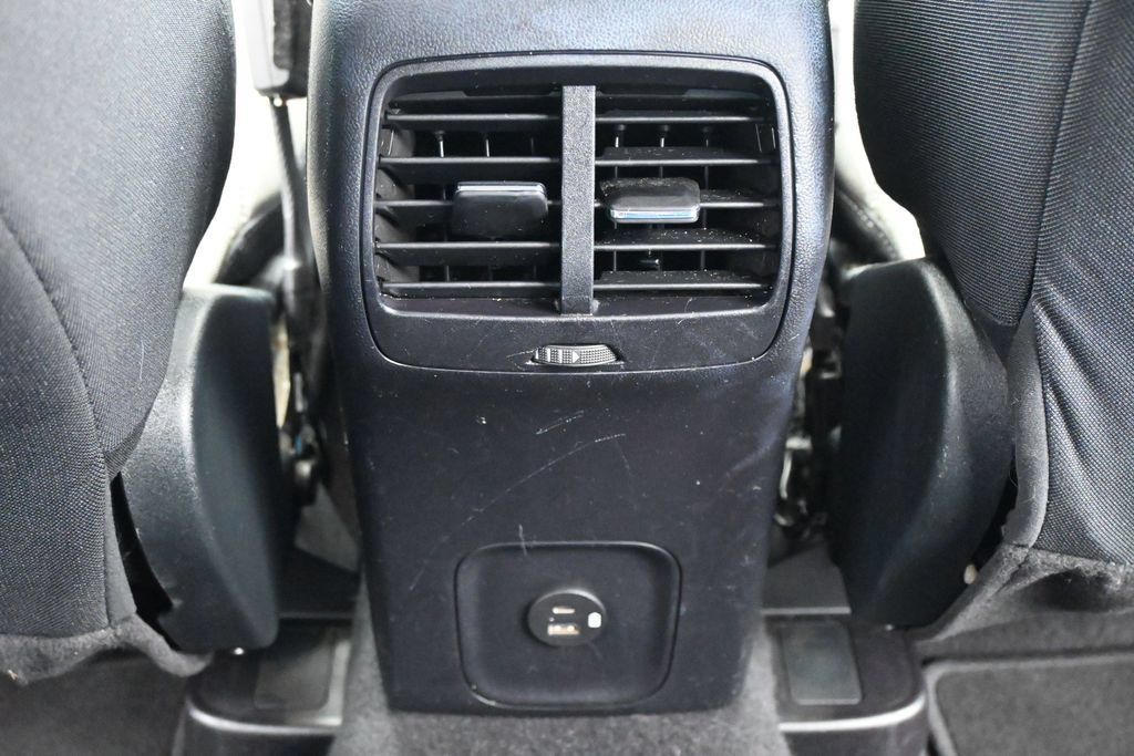 Certified 2020 Ford Escape SE FWD image 22