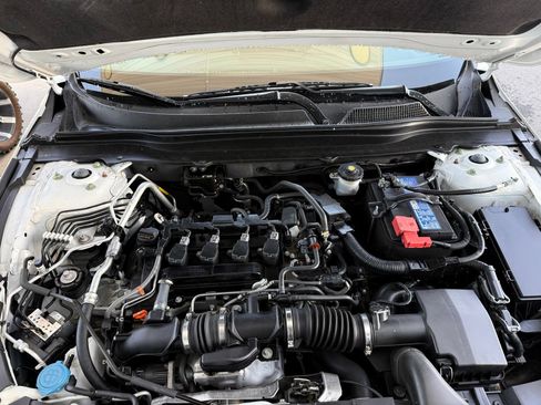 Used 2022 Honda Accord Sport image 45