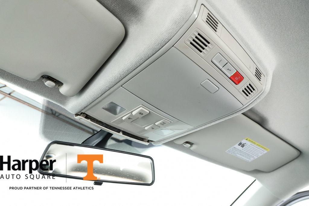 Used 2021 Volkswagen Tiguan SE FWD image 63