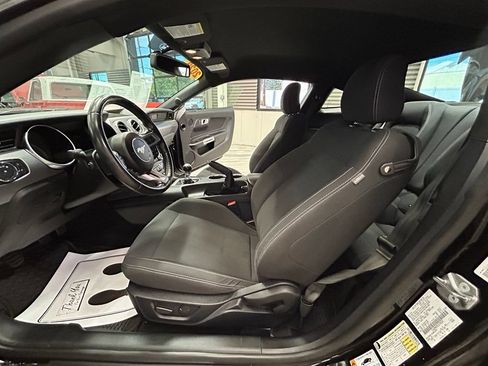 Used 2020 Ford Mustang GT w/ Equipment Group 301A RWD image 43