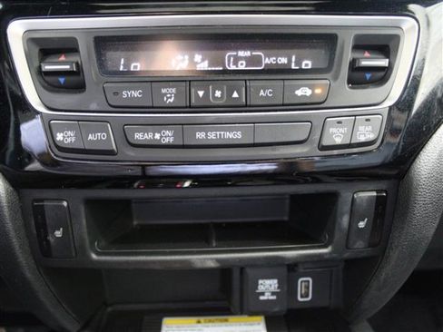 Used 2022 Honda Ridgeline Black Edition image 33