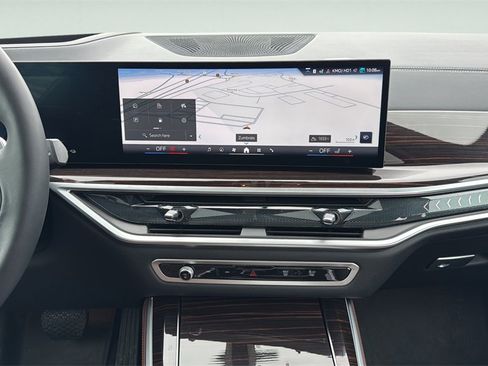 Used 2026 BMW X5 xDrive50e w/ Climate Comfort Package image 16