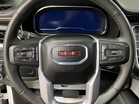 Used 2024 GMC Yukon SLE AWD/4WD image 26