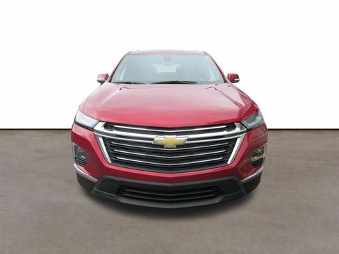 Used 2023 Chevrolet Traverse LT image 8