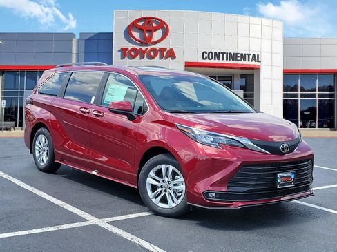 New 2026 Toyota Sienna XLE FWD image 1