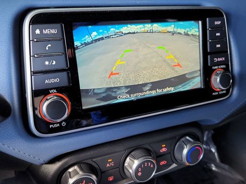 Used 2025 Nissan Versa SV FWD image 20