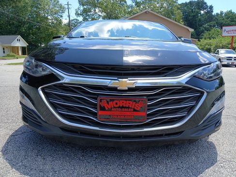 Used 2022 Chevrolet Malibu LT FWD image 3