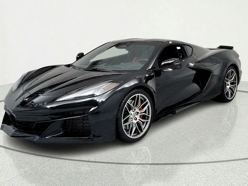 Used 2024 Chevrolet Corvette Z06 w/ Battery Protection Package RWD image 1
