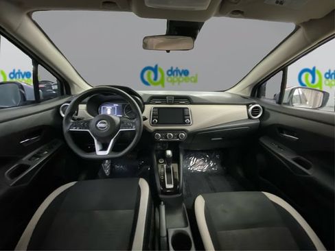 Used 2021 Nissan Versa SV FWD image 26