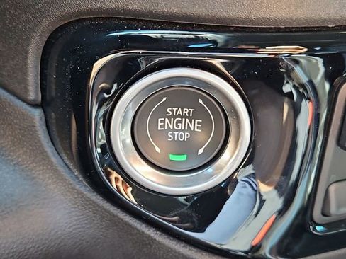 Certified 2024 Chevrolet Silverado 2500 LT image 17