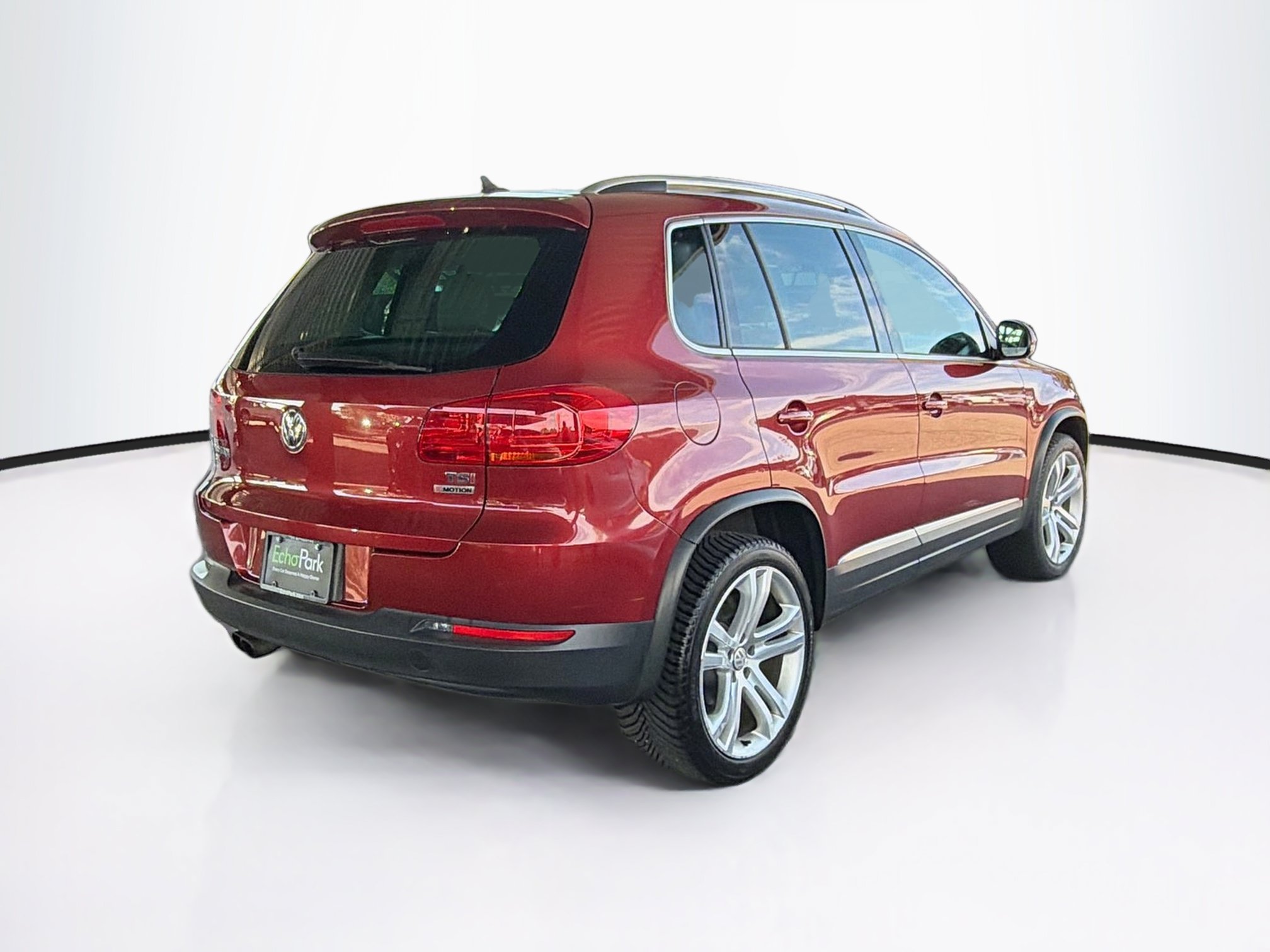 Used 2016 Volkswagen Tiguan SEL AWD/4WD image 9