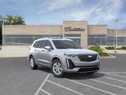 New 2025 Cadillac XT6 Luxury