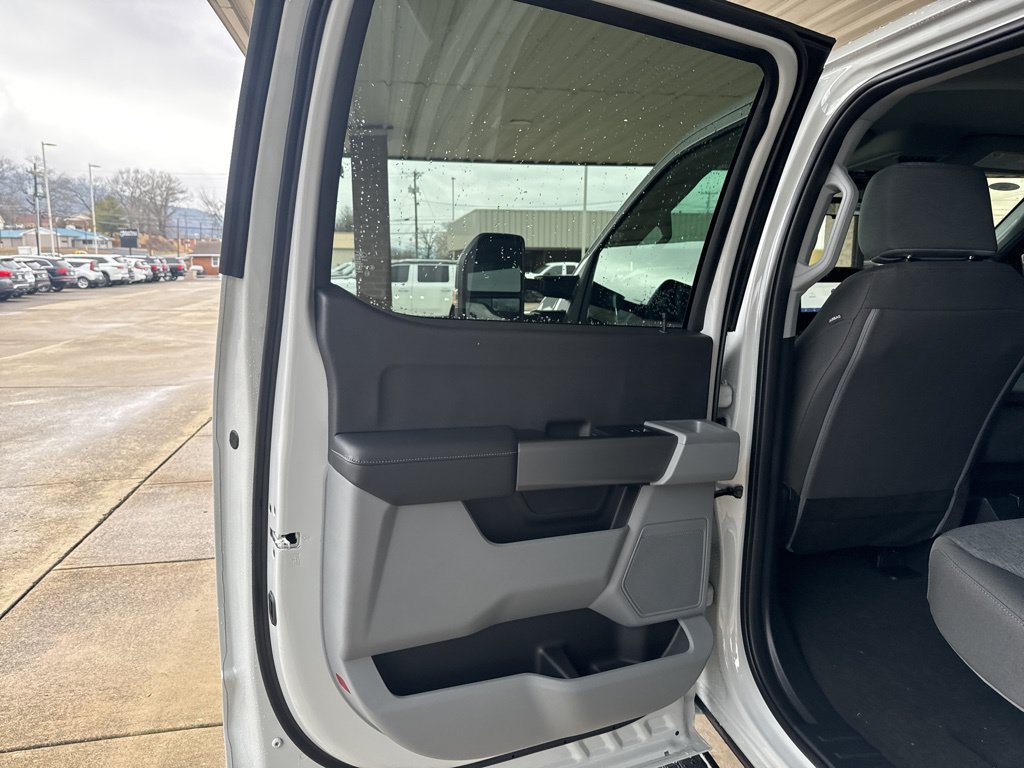 Used 2026 Ford F250 XL w/ STX Appearance Package AWD/4WD image 17