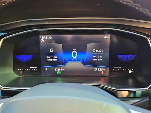 Certified 2022 Volkswagen Jetta SE w/ Panoramic Sunroof Package image 19