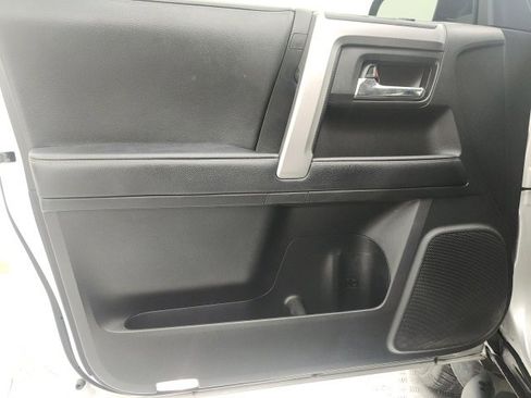 Used 2022 Toyota 4Runner SR5 image 14