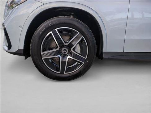 Used 2026 Mercedes-Benz GLC 300 GLC 300 image 23