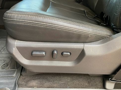 Used 2013 Ford F450 Platinum image 26