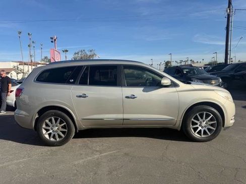 Used 2013 Buick Enclave Leather image 2