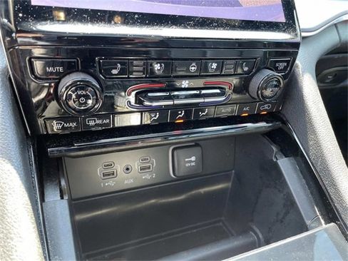 Used 2023 Jeep Grand Cherokee L Overland image 25