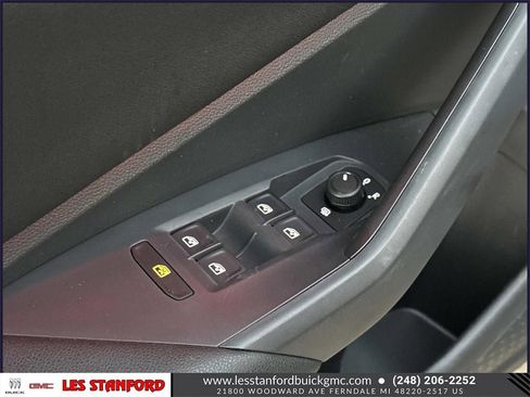 Used 2019 Volkswagen Jetta GLI image 17