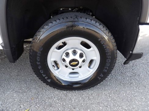 Used 2024 Chevrolet Silverado 2500 W/T w/ WT Convenience Package image 68