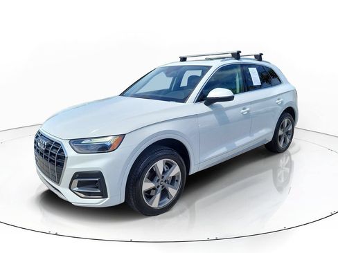 Certified 2023 Audi Q5 2.0T Premium Plus AWD/4WD image 2
