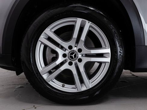 Certified 2023 Mercedes-Benz GLB 250 4MATIC image 34
